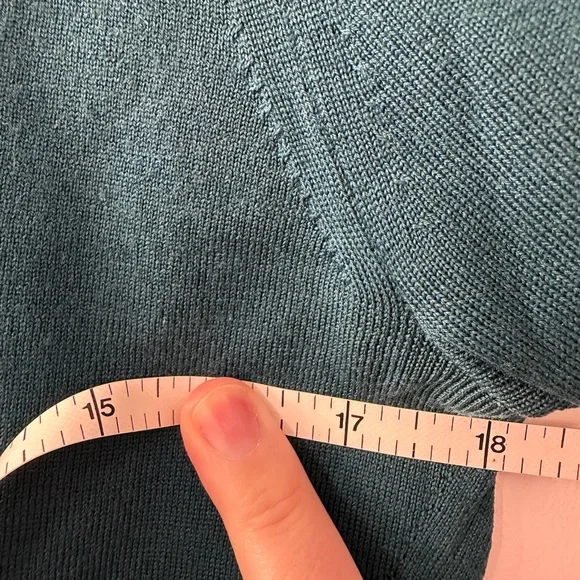 Banana Republic Merino Wool Sweater in Deep Teal - Picture 4 of 6